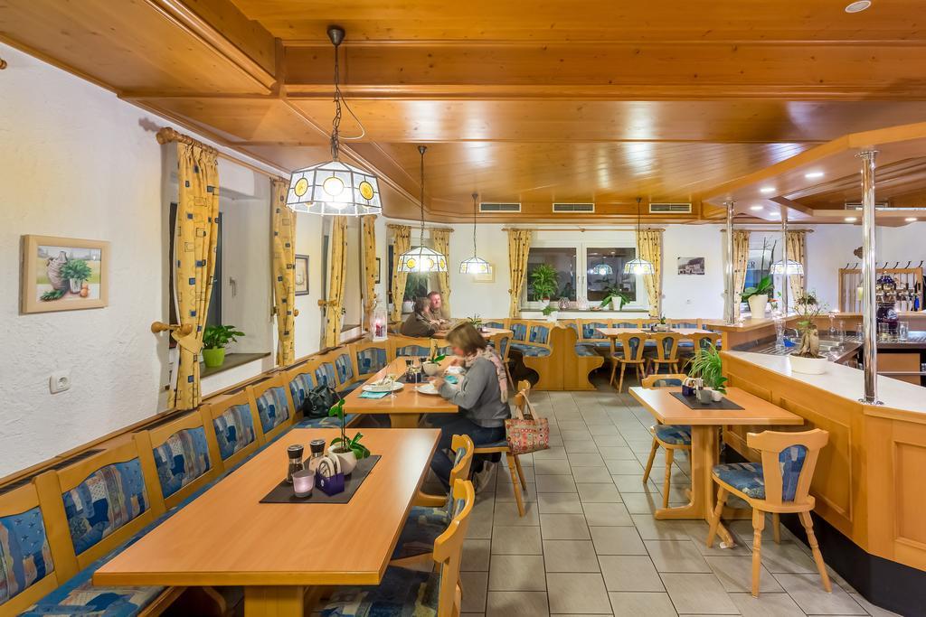 Gasthof Alte Post Falkendorf Екстериор снимка